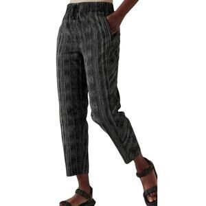 Athleta Black White Amara Stripe Arrival Ankle Pull On Pants Size 4 P Petite